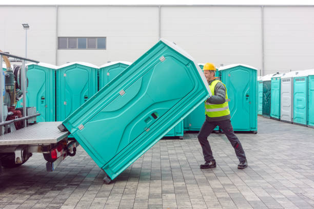 Best Portable restroom trailer rental  in Bensenvle, IL